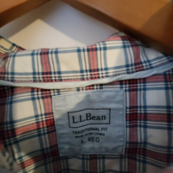 Men's L.L. Bean Long Sleeve Red Plaid Traditional Fit L Shirt - Picture 3 of 4